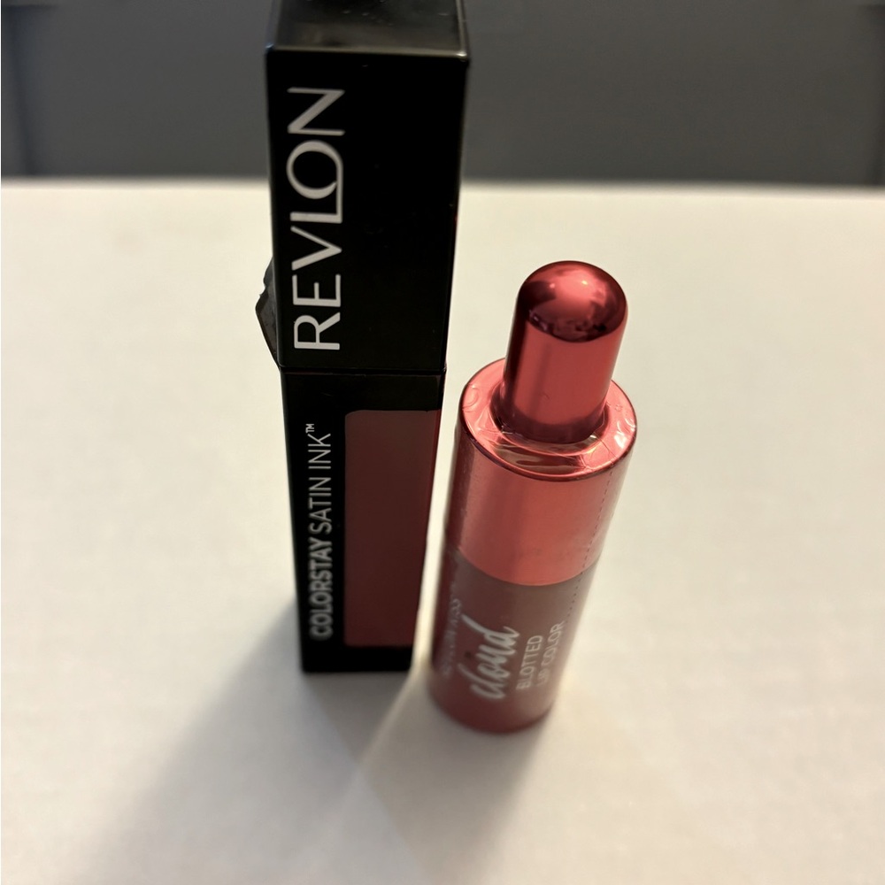 NWT 2 REVLON LIP COLORS